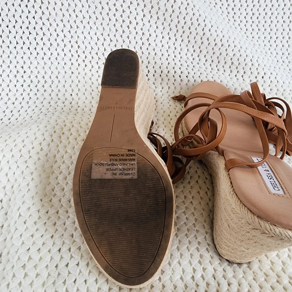 Chelsea and Violet Mariah Brown‎ Wrap Espadrille Sandals Women's Size9